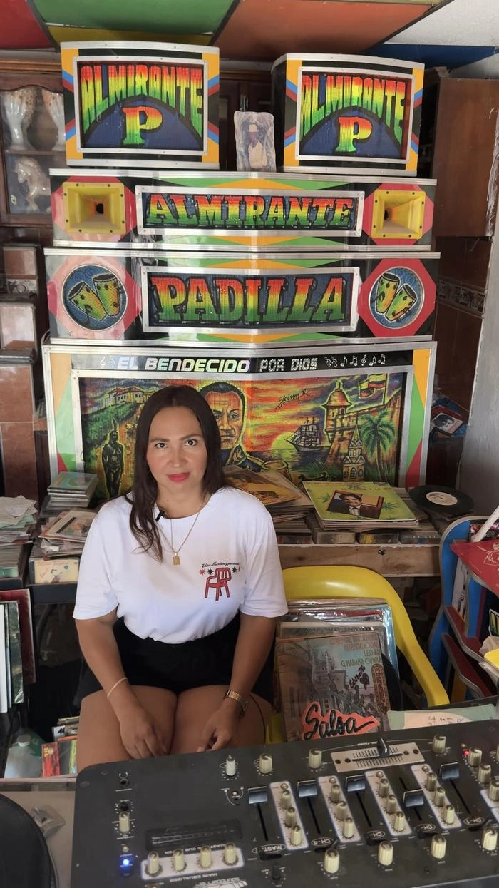 Edna Martinez Listening Set + Talk