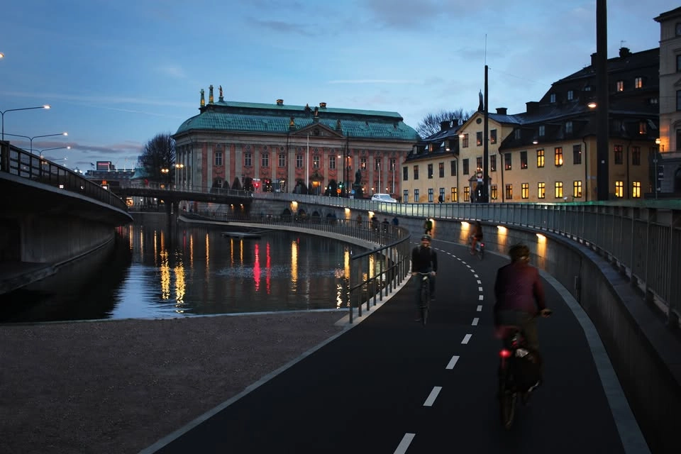 đCykelbanan vid Riddarholmskanalen öppnar đ
