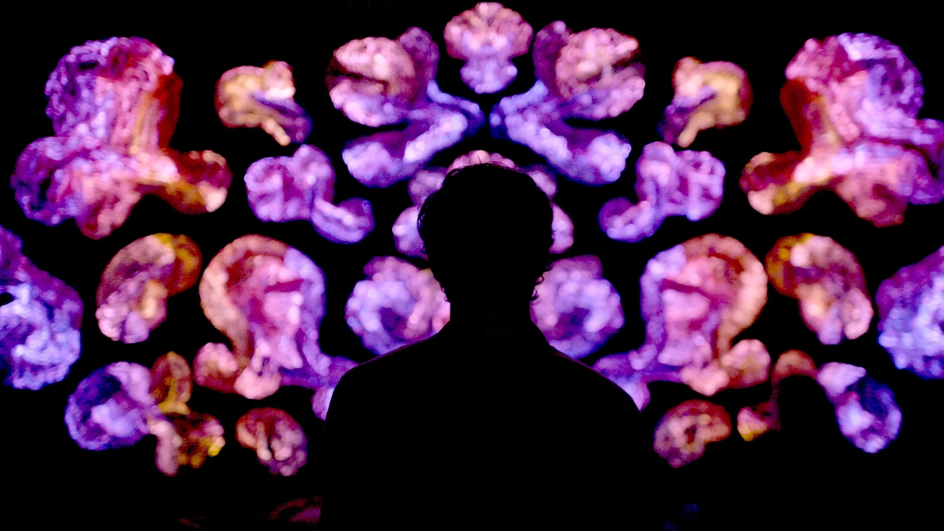 Utforska samspelet av andning, textilkonst & teknik