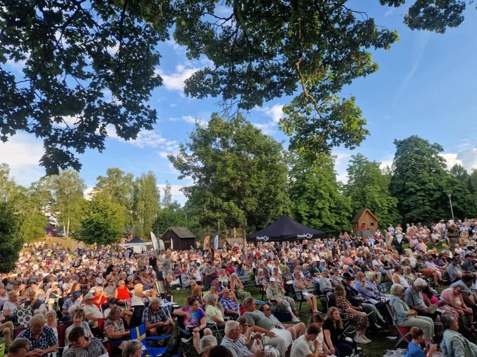 Allsångskväll i Hembygdsparken