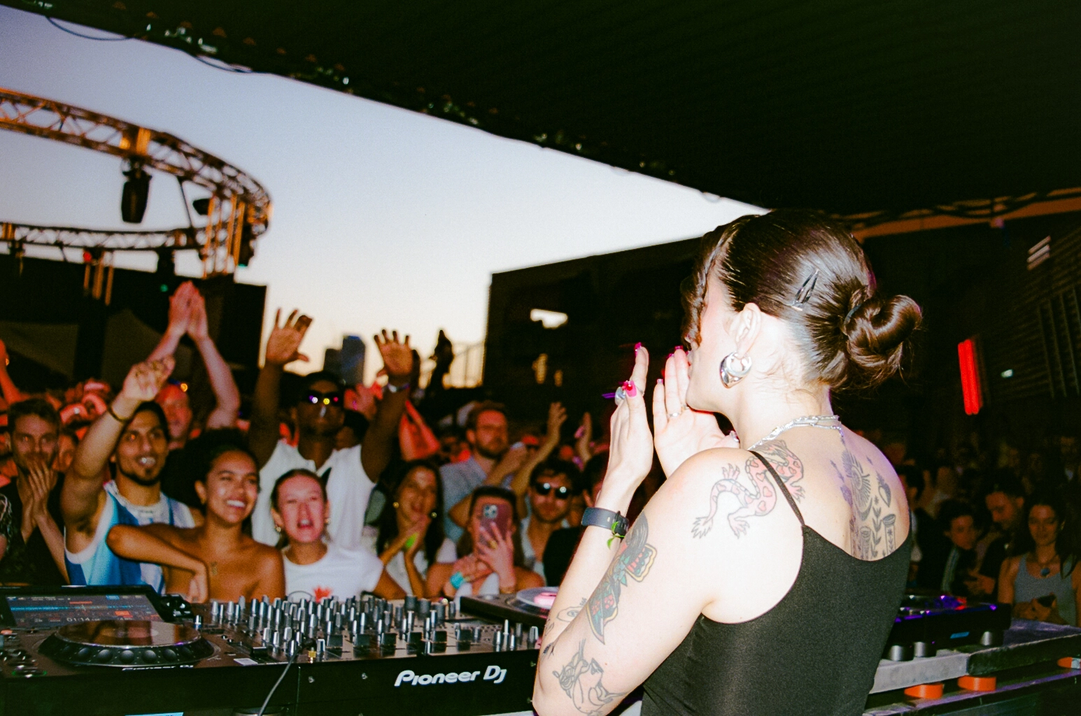 ๐๐ต๐พ๐ซ ๐๐ฎ๐ต๐ฎ๐ผ๐ฝ๐ฎ: Shanti Celeste & Friends - Day & Night Party