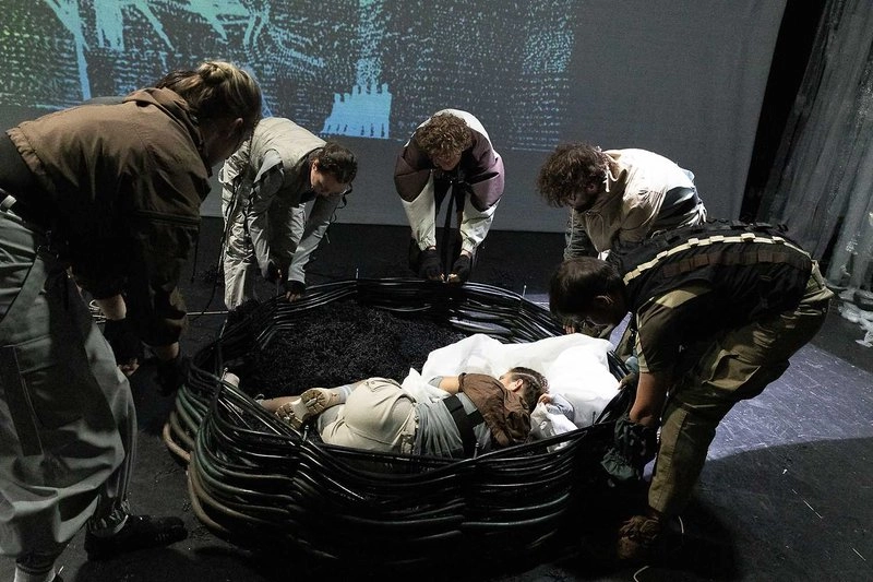 ec dysis crisis, mami