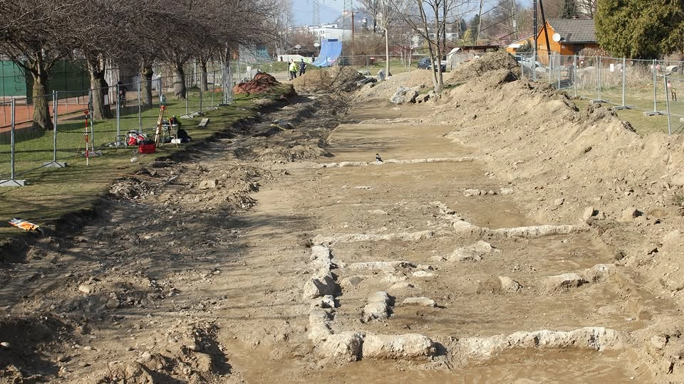 Archäologische Einblicke in das Zwangsarbeiterlager Liebenau | Vortrag von Archäologin Susanne Lamm