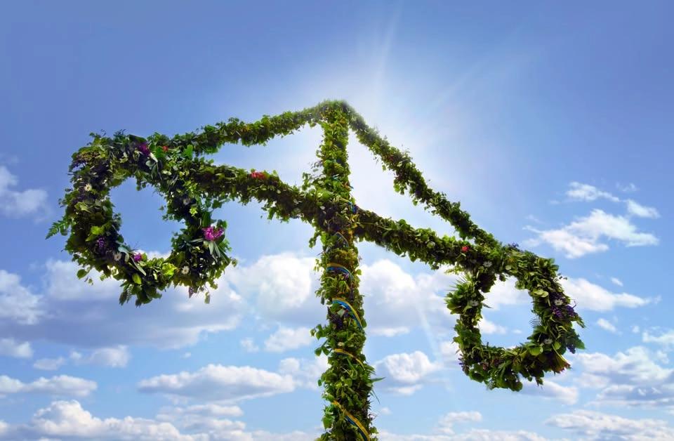 Midsommarfirande i Badhusparken