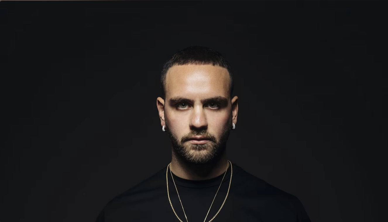 Casa Ata: Marco Tropeano, Singi, MARCO URSINO