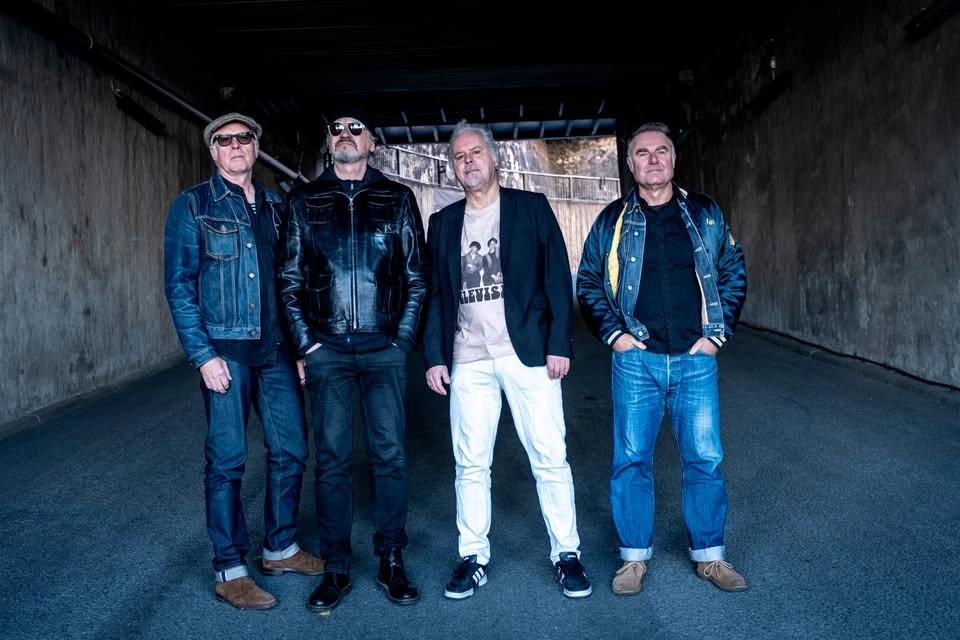 The Plastic Pals på International Pop Overthrow Stockholm 6 juni