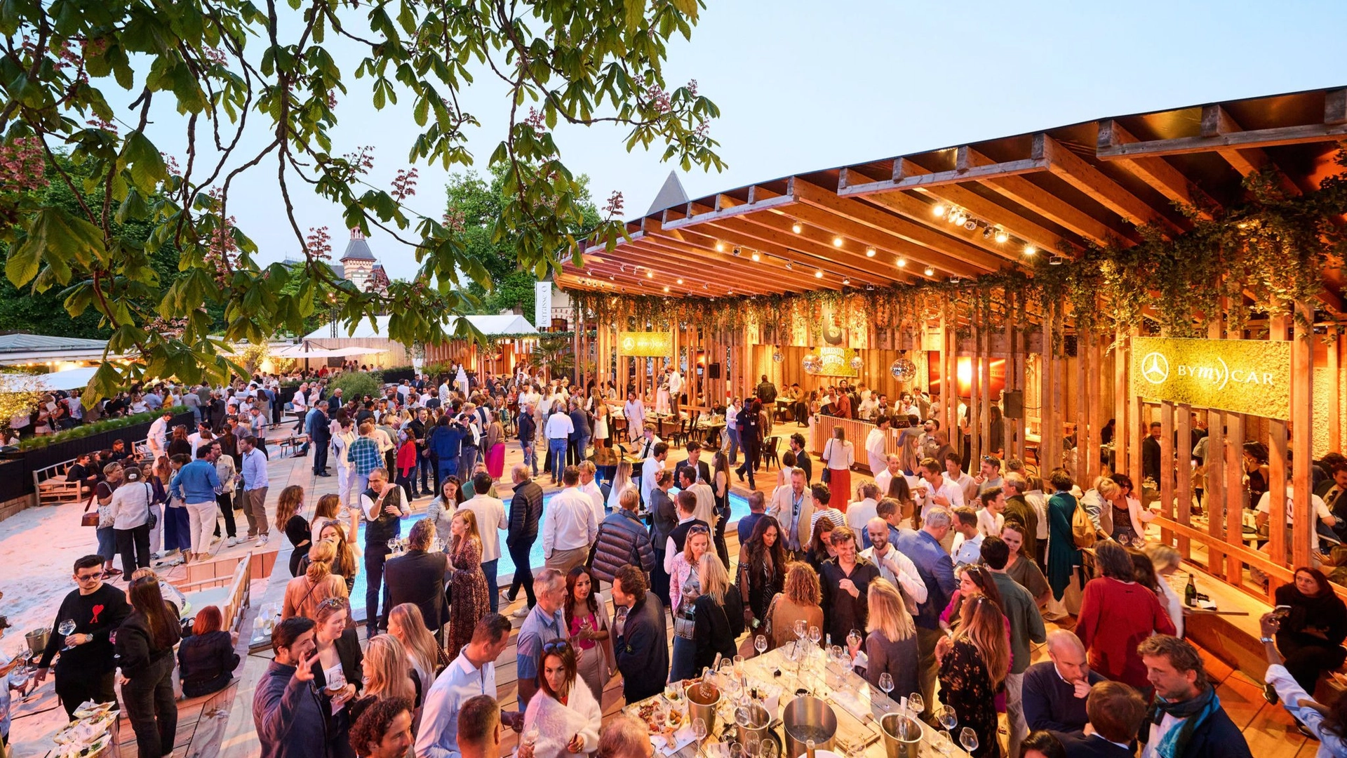 Welcome to Saint-Tropez / International Party at La Terrasse O2 | Free Entrance