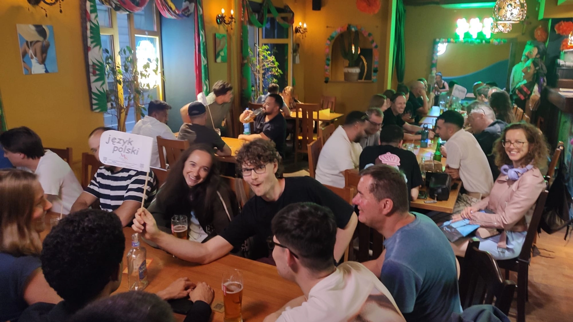 🤝💬 Meet & Speak Monday: English + Slavic 🌍🇵🇱🇺🇦🇬🇧🇷🇺🌍