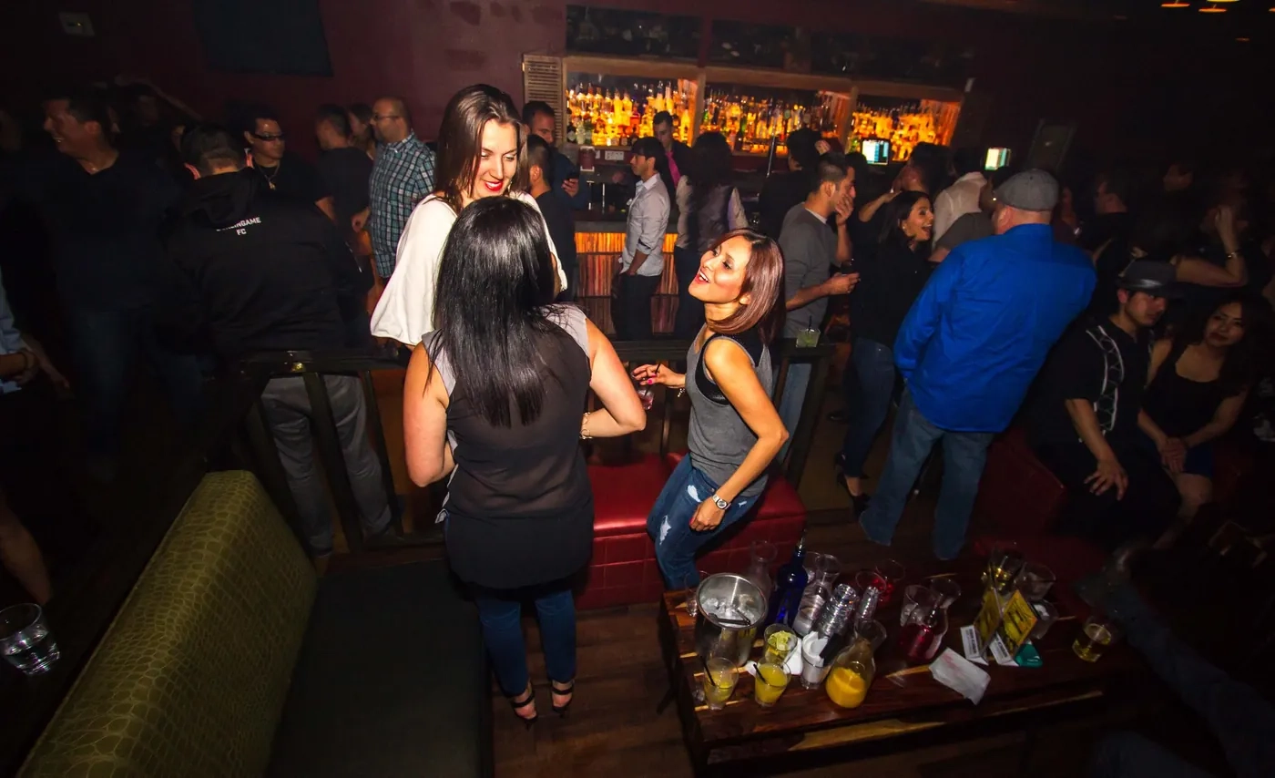 Salsa Thursdays at Vinyl Room