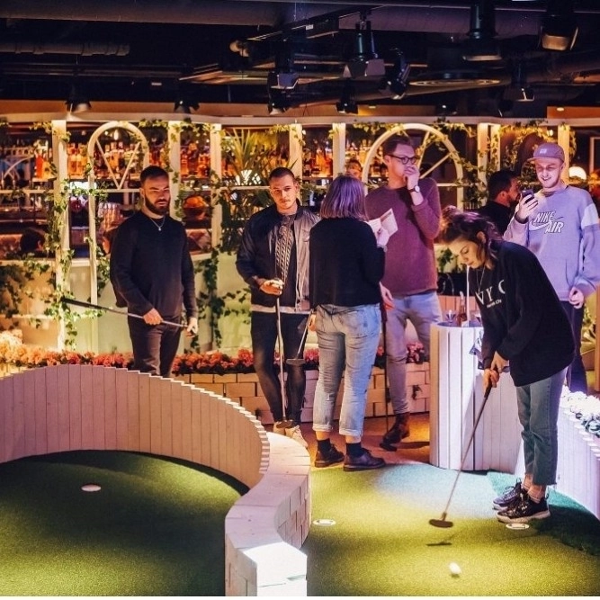 🏌️Play Crazy Golf🏌️While You Socialize & Networking With New Friends 🤝⛳