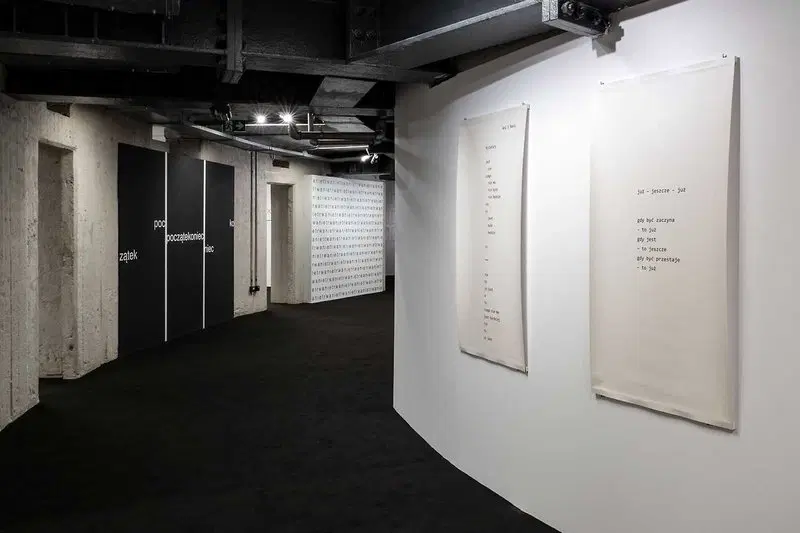 Stanisław Dróżdż: World-text. Concept-Shapes. Concrete Poetry