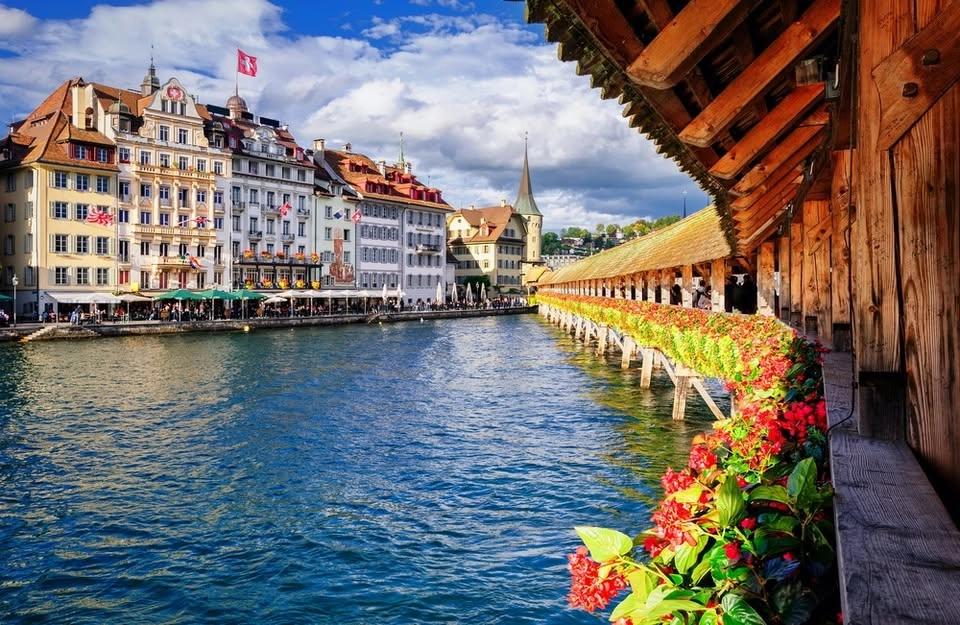 Departure Graf: Jewels of Switzerland (Lucerne, Zurich & Rhine Falls)