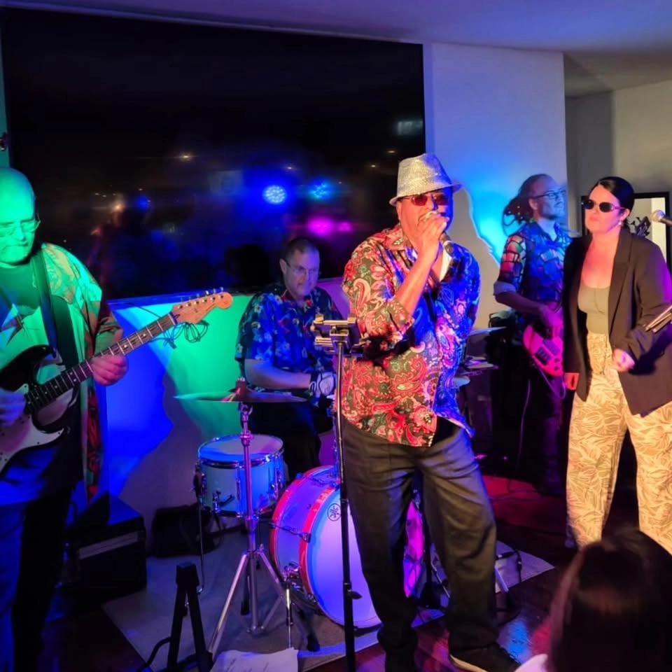 GROOVE ICONS at Club Cronulla