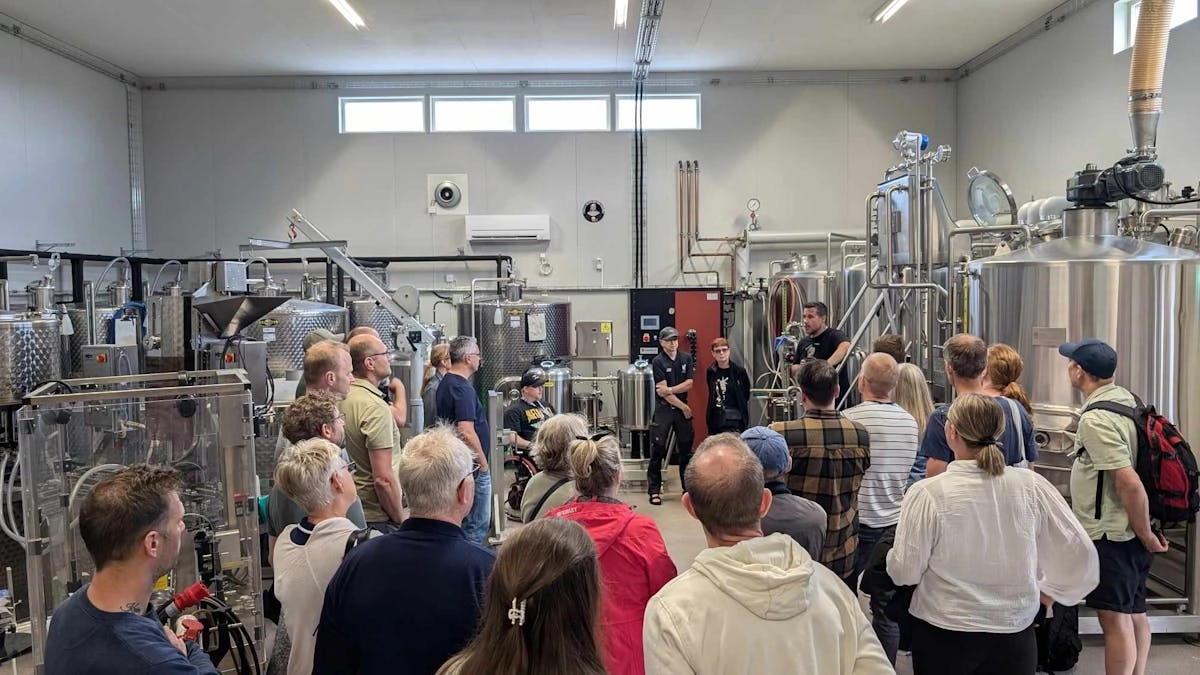 Guidad tur med gårdsförsäljning på Nationaldagen