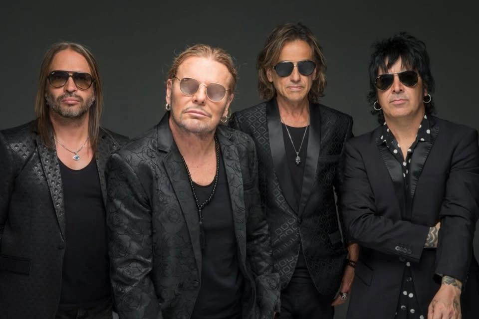Mana: Vivir Sin Aire Tour