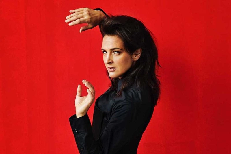 Jana Kirschner + Para