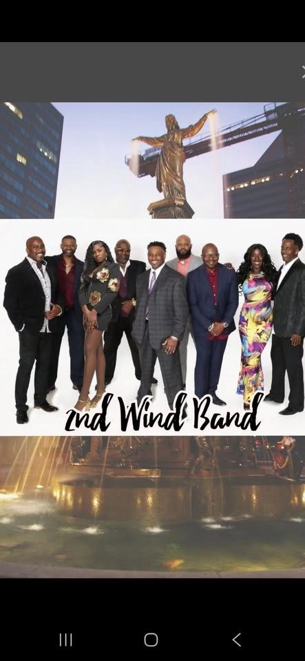 Fountain Square presents 2nd Wind Band