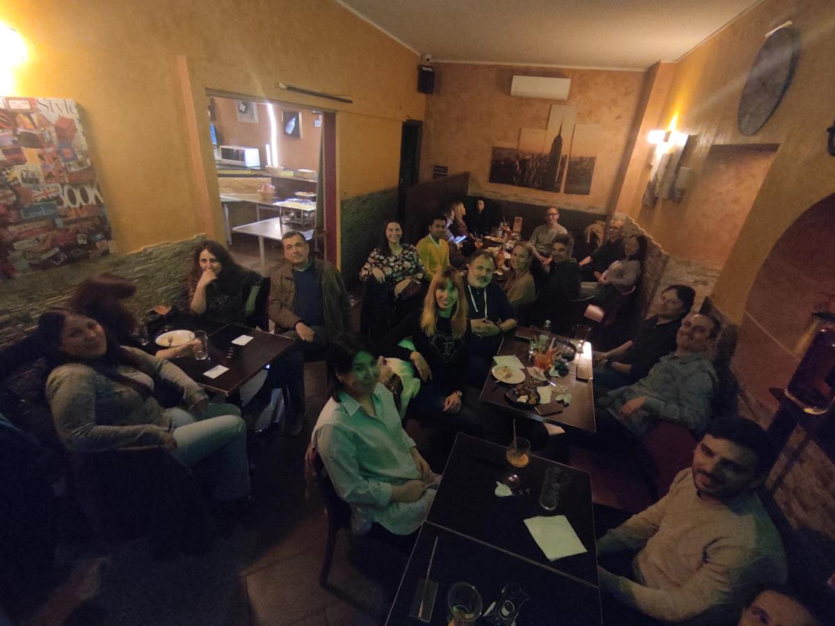 The Wednesday English Aperitivo