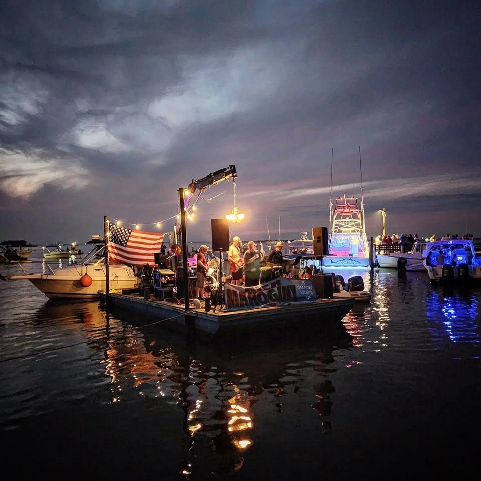The Barge is Back!