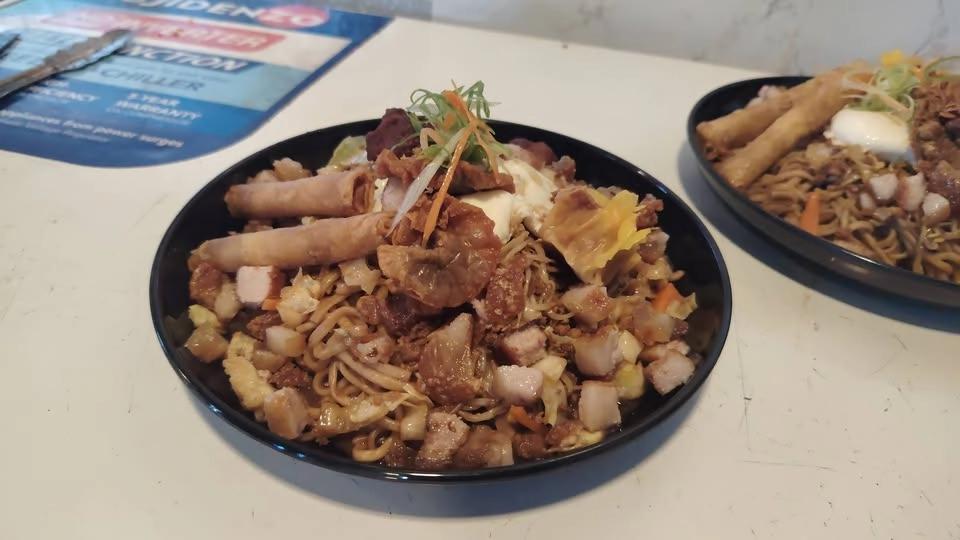 Tuguegarao's PANCIT Batil. Patong