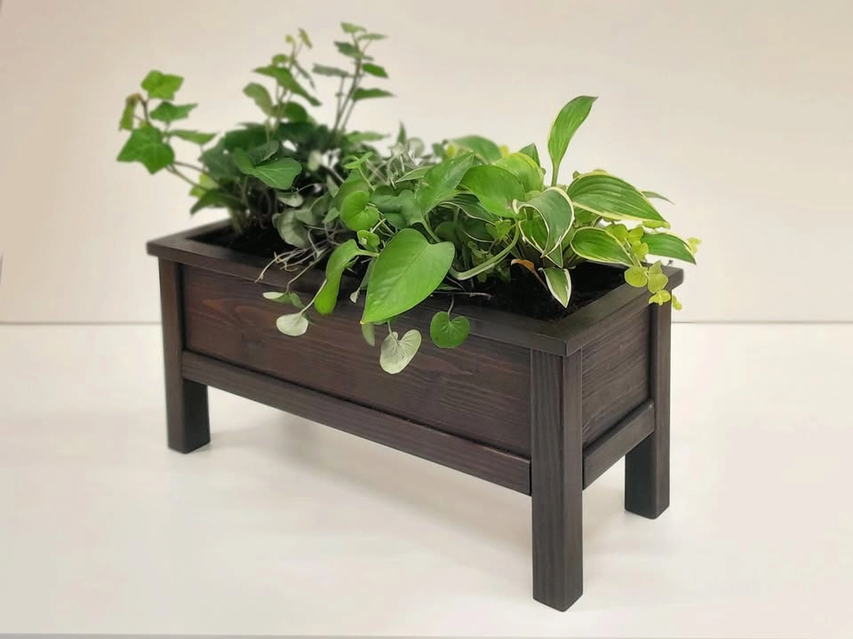 Hand tool planter box (2 sessions) April 27 & 29 18:00 - 21:15