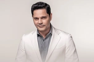 Rey Ruiz Live In Concert, con Roberto Blades, Hidelmaro, Ex Voces