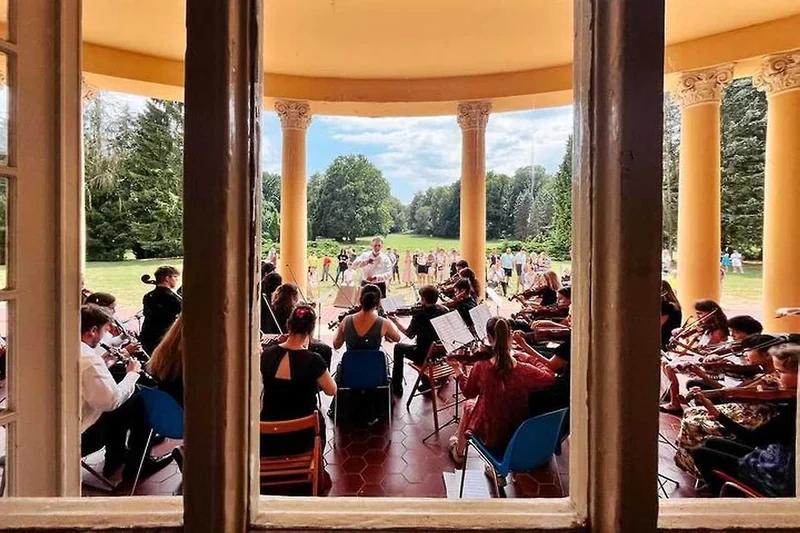 Harmonie a Srdce: Koncert pro rozvoj duševní pohody – Hudební matiné