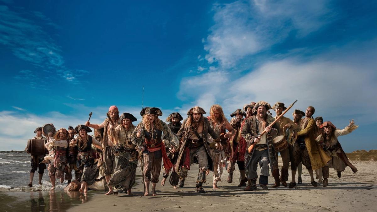Ye Banished Privateers @ Tropical pirate nights