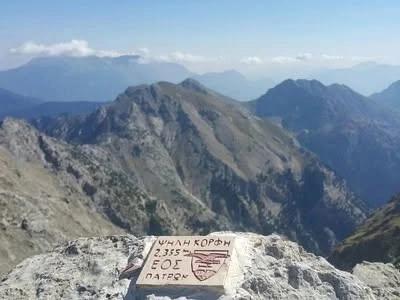 Xελμός: Διάσχιση κορυφογραμμών