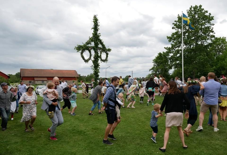 Midsommar i Bygdegården