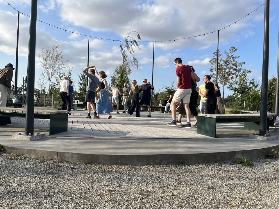 Unofficial swingin’ picknick & social dance in Nobelparken 1/6