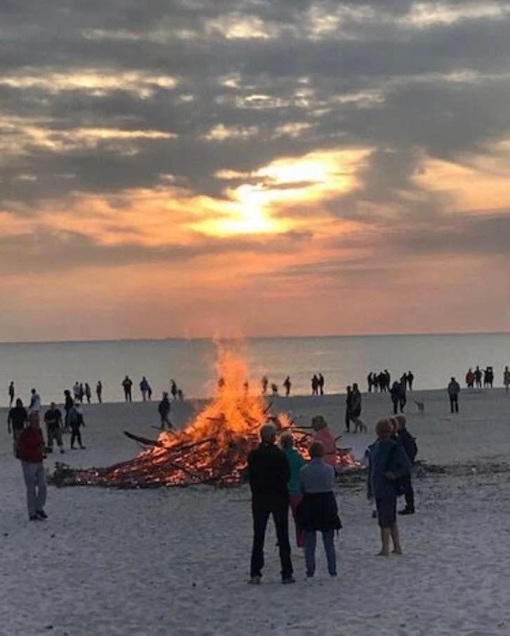 Sankt Hans aften ved Henne Strand 🔥🧙🏼♀️