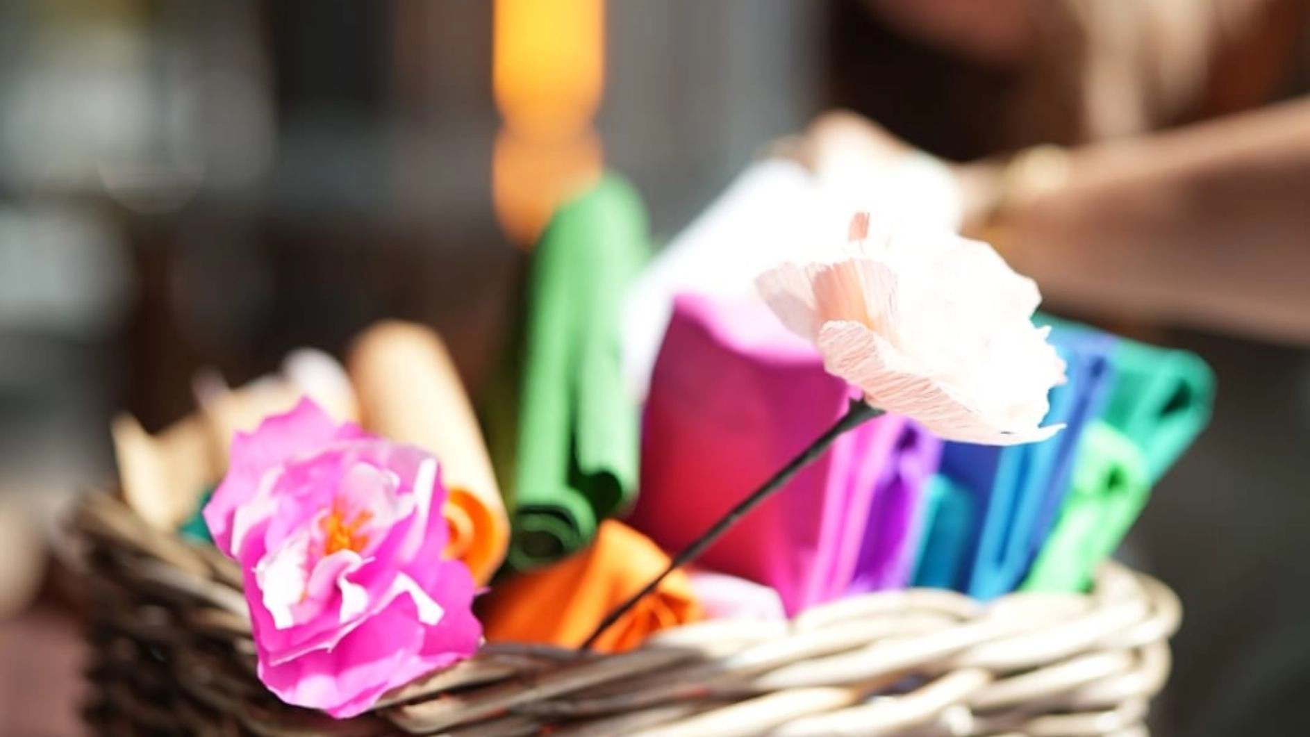 Kräppappersblommor: Kreativ Workshop i Zillomans Kalasbutik, Hammarby Sjöstad Stockholm