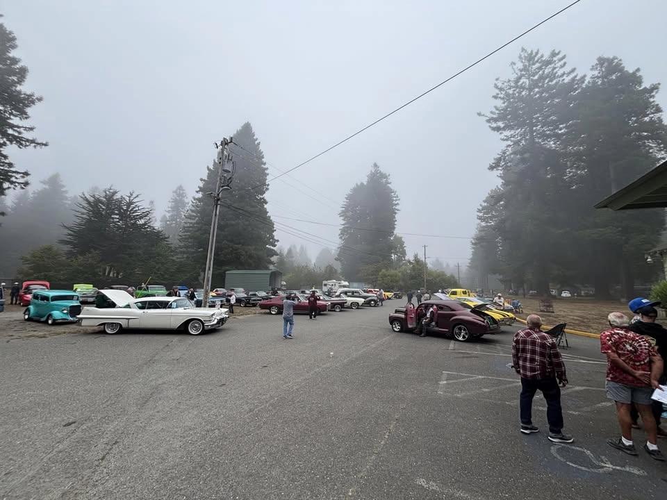 Moose on the Loose Car show