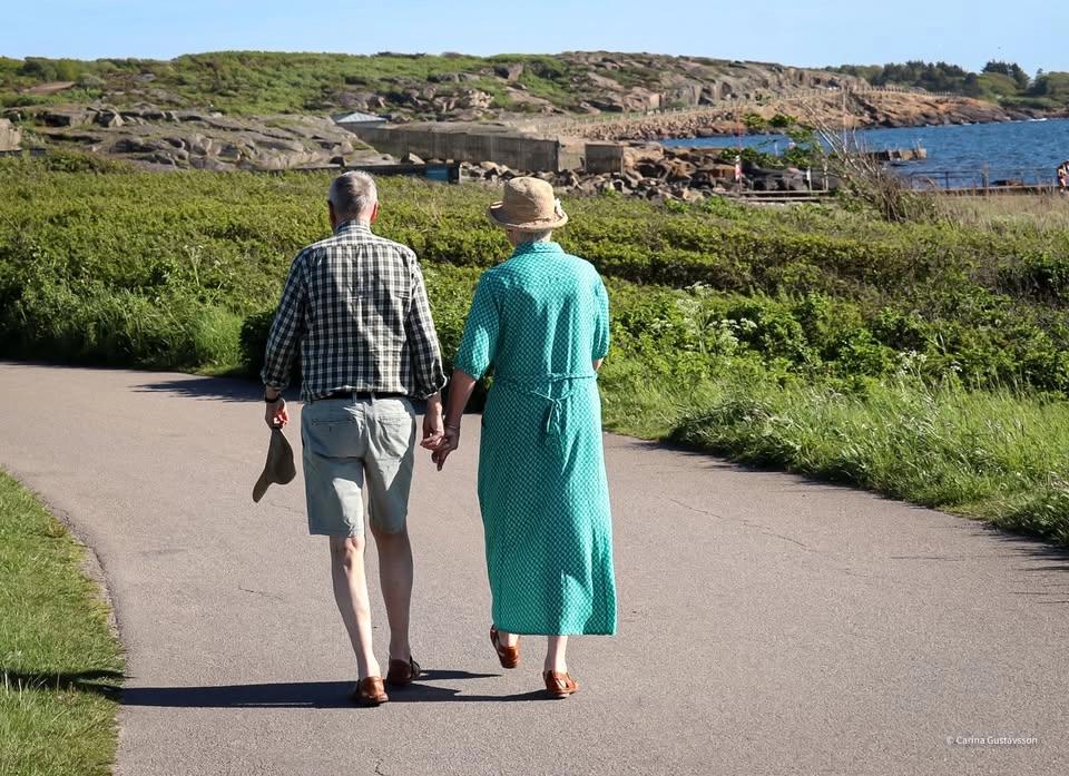 Fika i Kungsbacka för pensionärer