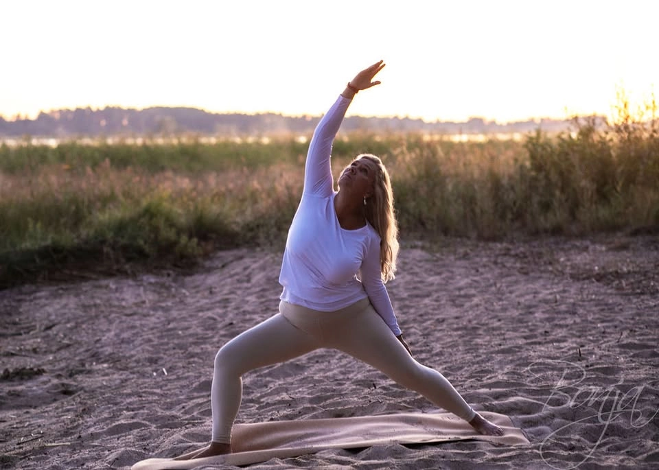 Lymfyoga med Karin kl. 10.00 - 12.00 den 15 juli