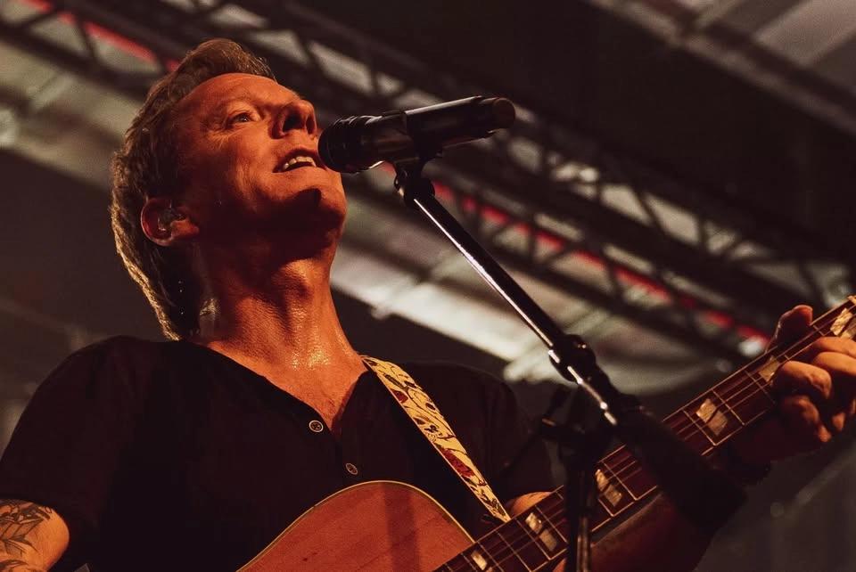 Kiefer Sutherland Tickets