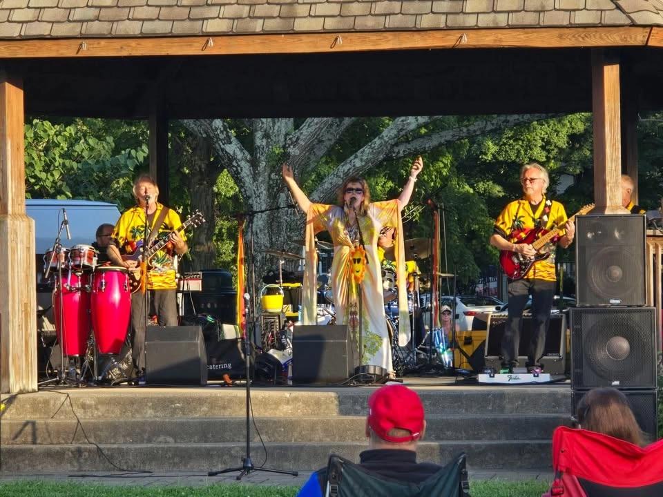 Saffire Express at Element Eatery