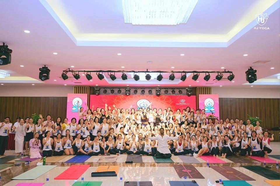 NGÀY QUỐC TẾ YOGA
