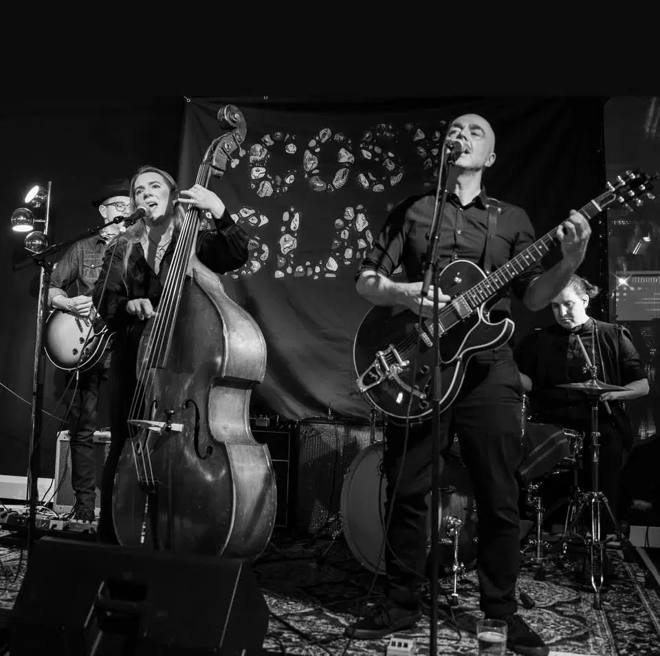 Cosy Island Duo på Bar Kaja