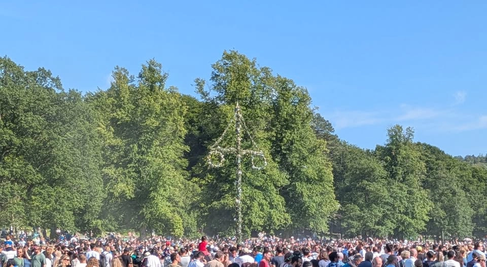 Midsommarfirande i Slottsskogen!