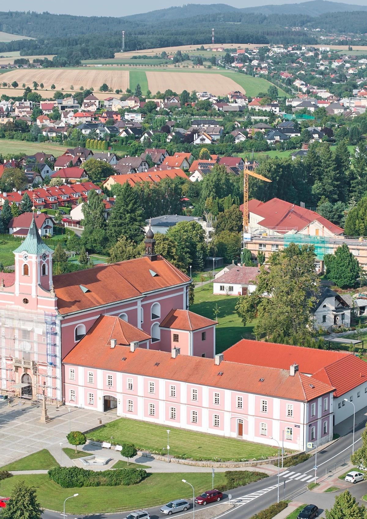 KRÁSNÉ STAVBY S KRÁSNOU HUDBOU