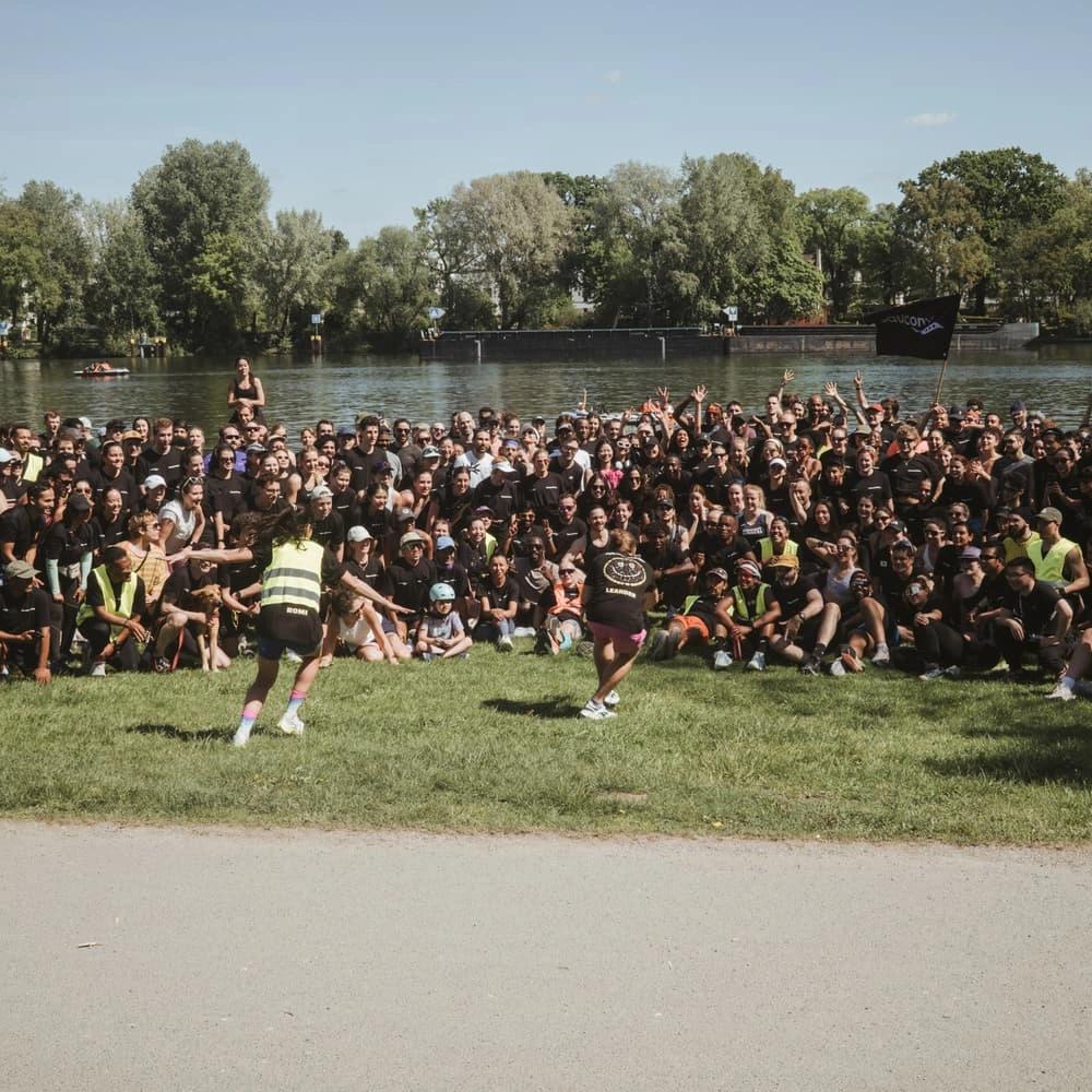MAY 1ST ALL CREWS BERLIN FUN RUN + PARTY w IGLOO