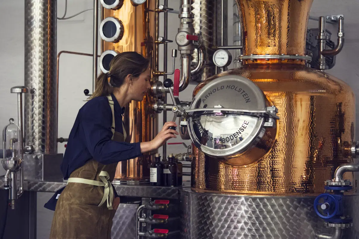 Gå en rundtur i bränneriet!