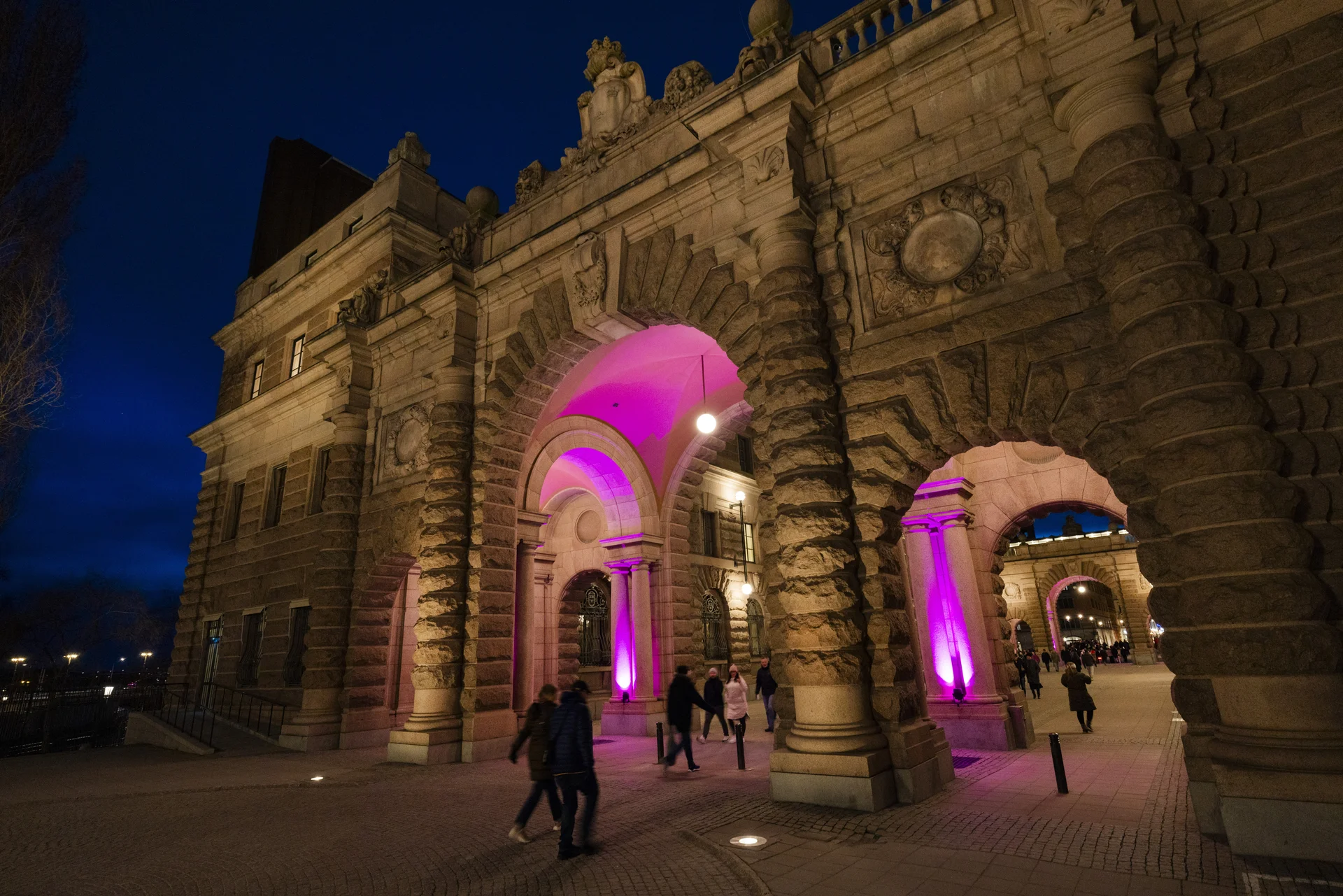 Upplev Sveriges riksdag – då och nu!