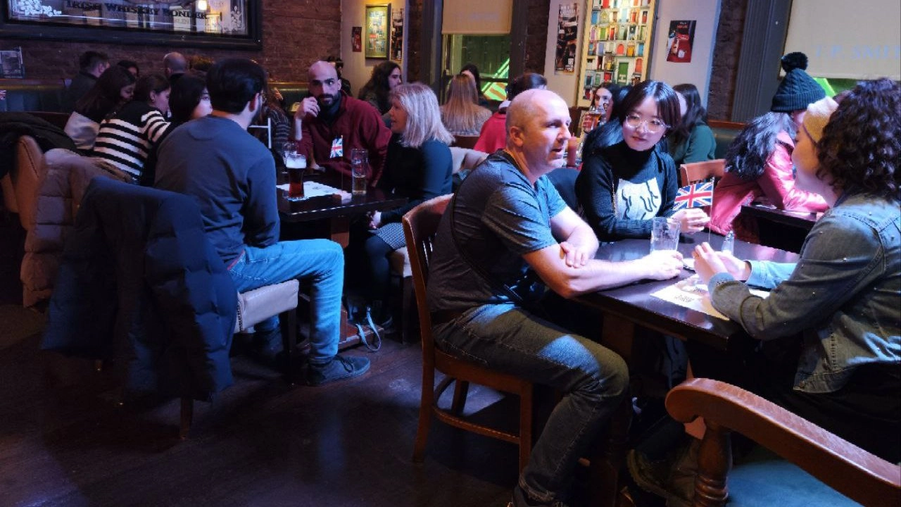 SOCIAL LANGUAGE EXCHANGE