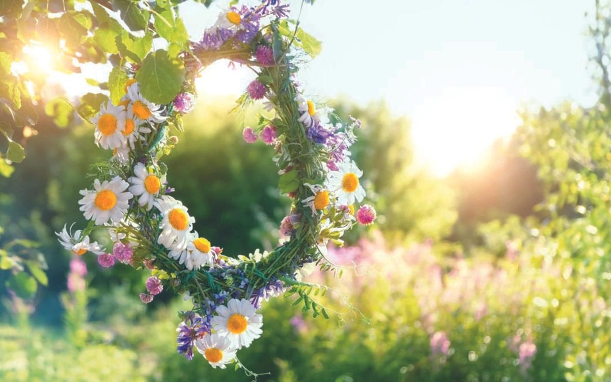 Midsommarfirande på Farsta gård