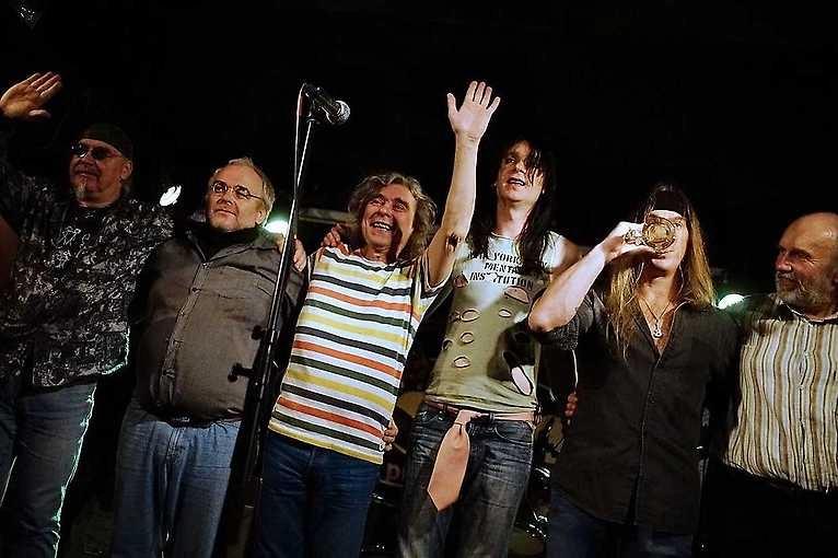 Krausberry + afterparty: Shobullband