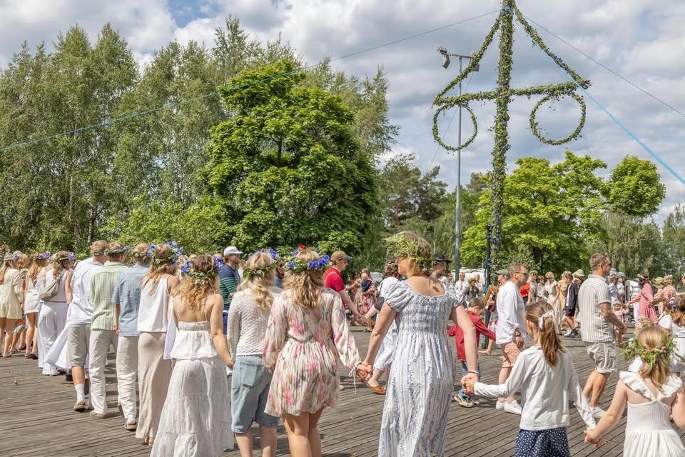 Midsommafirande i Timmernabben