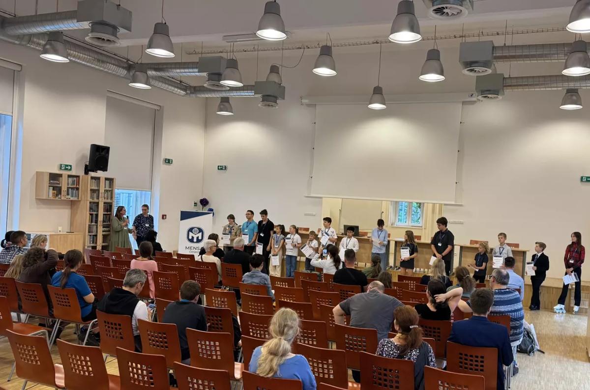 Mensa dětská konference – Konference, kde děti mluví k dětem